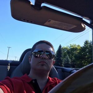 Meet your Posher, Todd